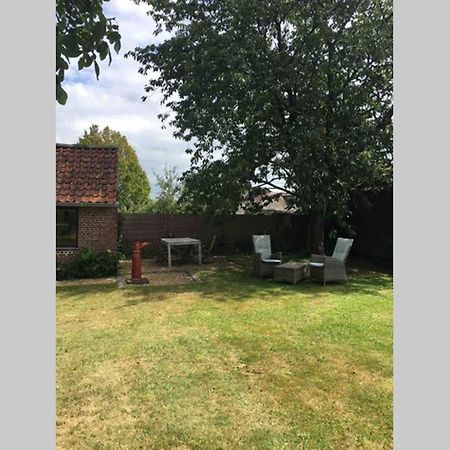 דירות Kruibeke Cozy Studio On A Quaint Farm מראה חיצוני תמונה